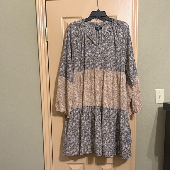 Gigio Dresses & Skirts - K&C Women's Floral Patchwork Midi Dress - Blue and Tan